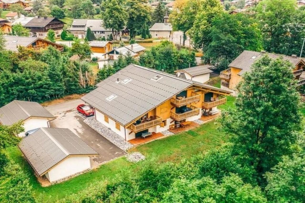 Modern 3 Bed Penthouse Apartment, Balcony & Garage, Close To Village & Bus Apartment Samoens