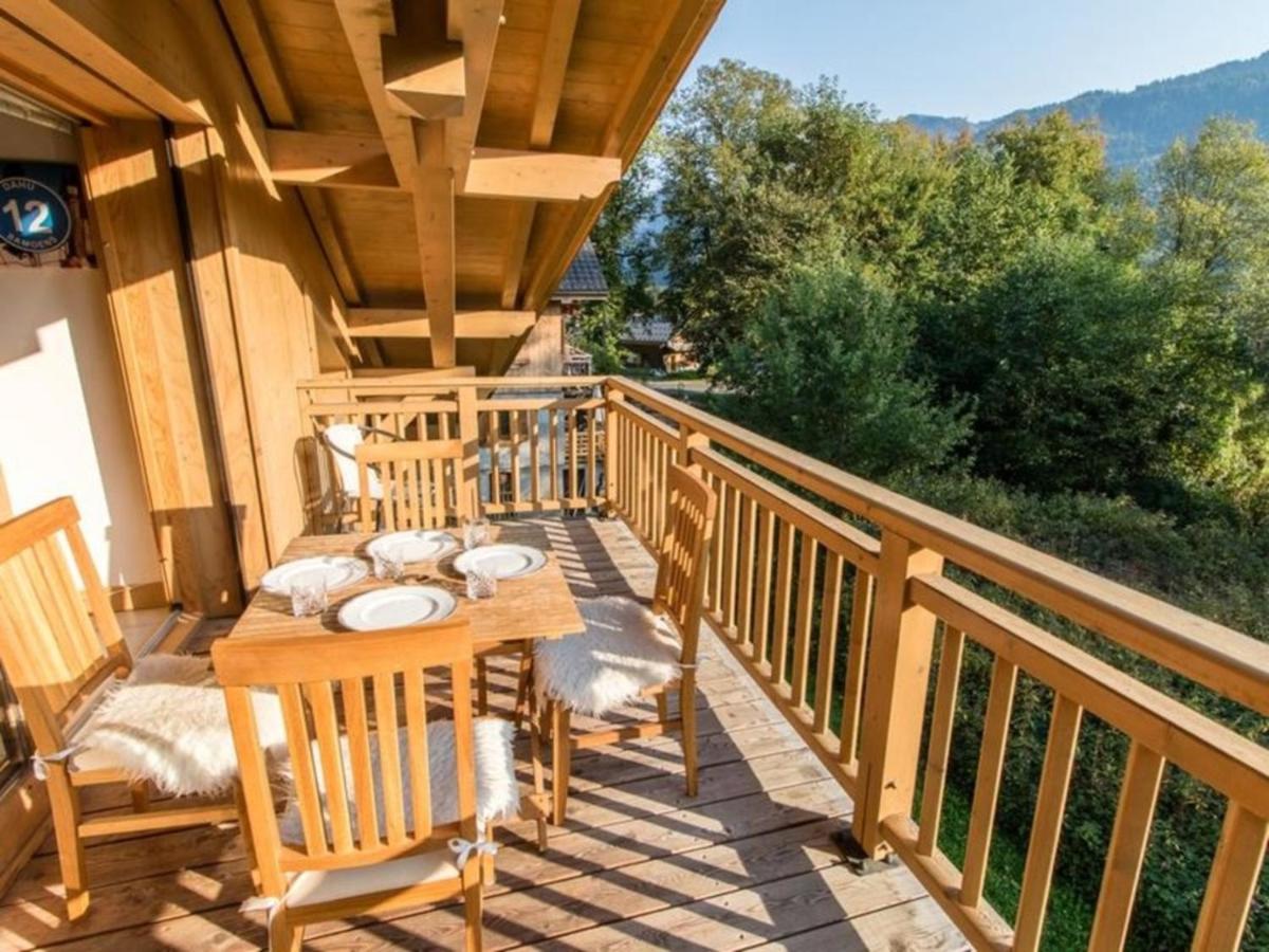 Modern 3 Bed Penthouse Apartment, Balcony & Garage, Close To Village & Bus Samoens